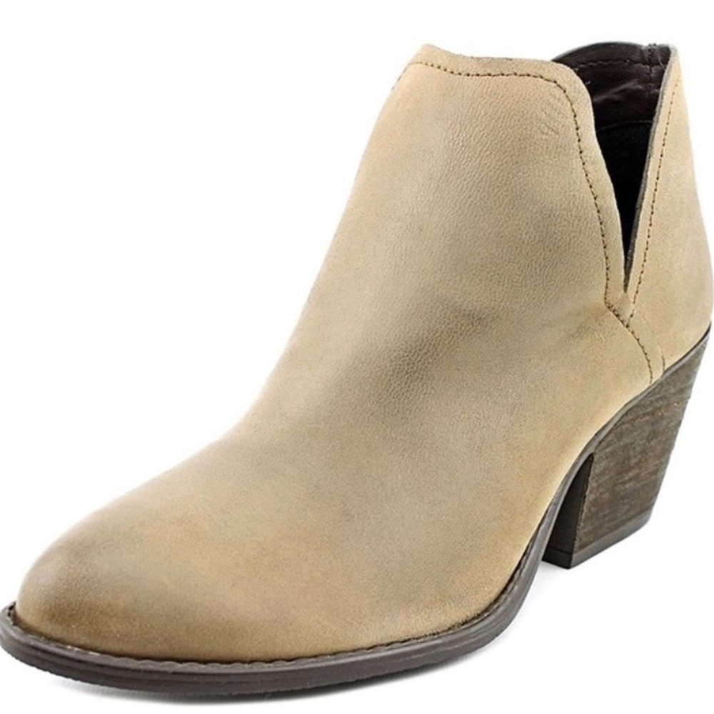 Steve Madden Adelphie Ankle Boot (size 6.5)